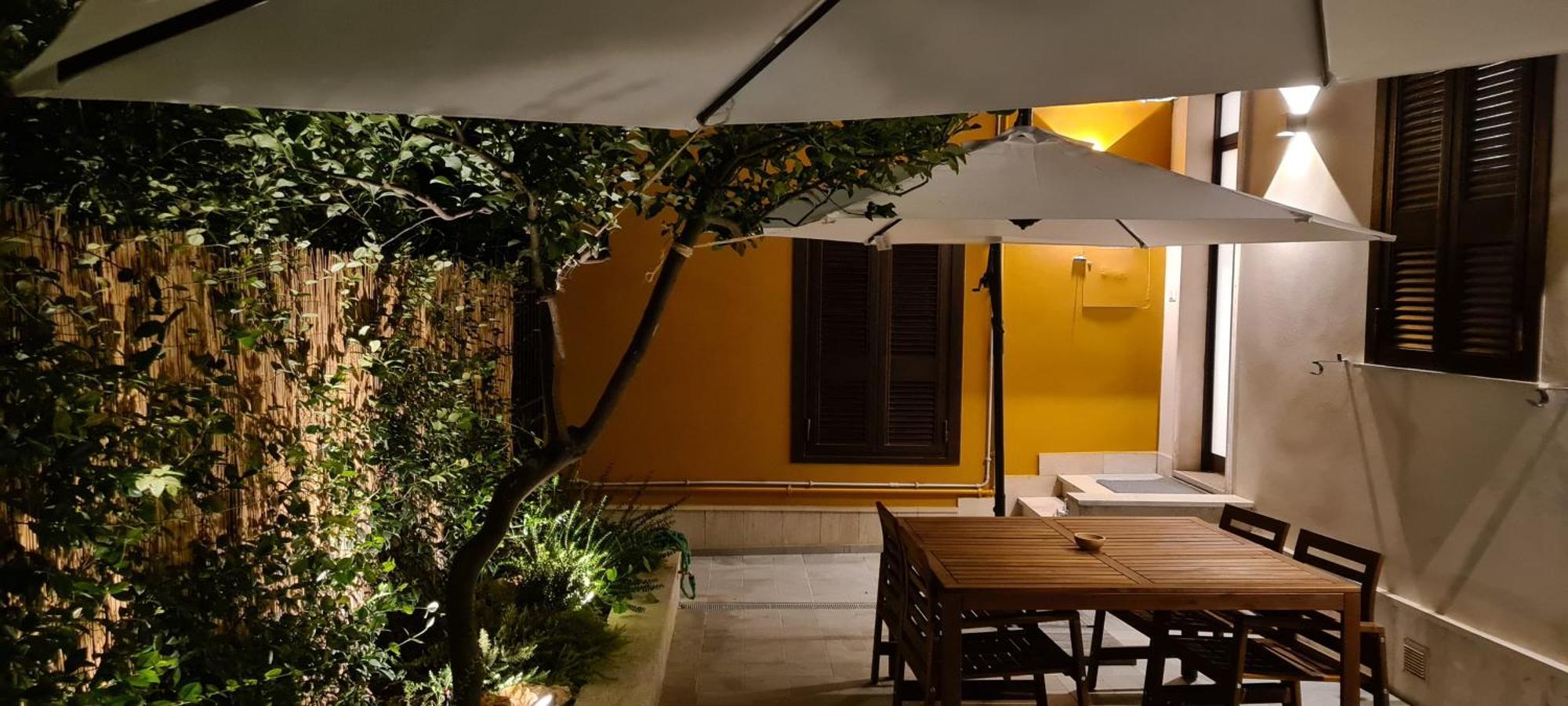 Trastevere Incantevole Con Patio Esterno Privato